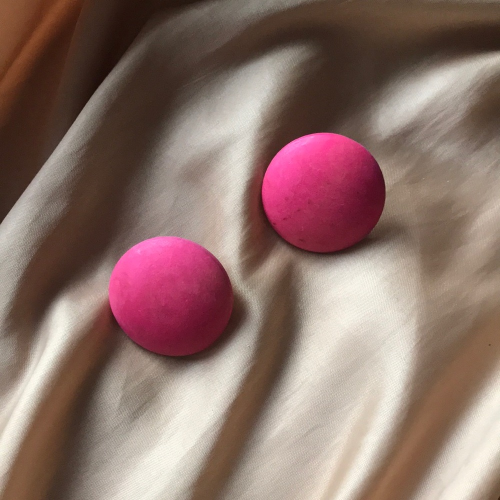 Vintage pink dot earrings